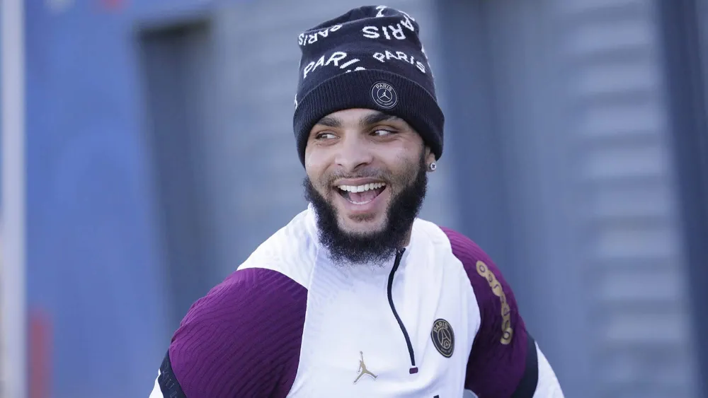 Layvin Kurzawa avec le PSG (PSG.FR)