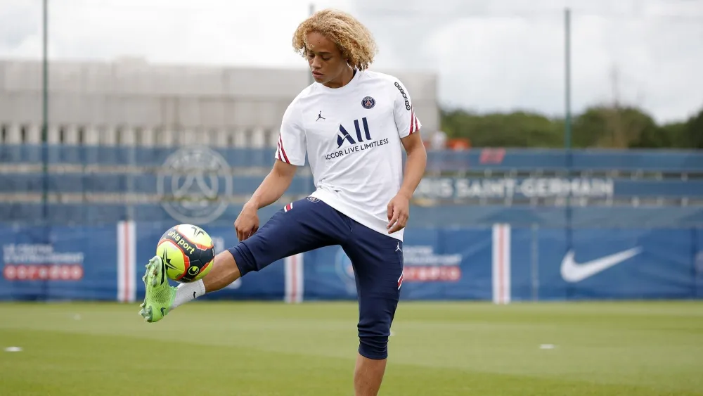 Xavi Simons avec le PSG (PSG.FR)