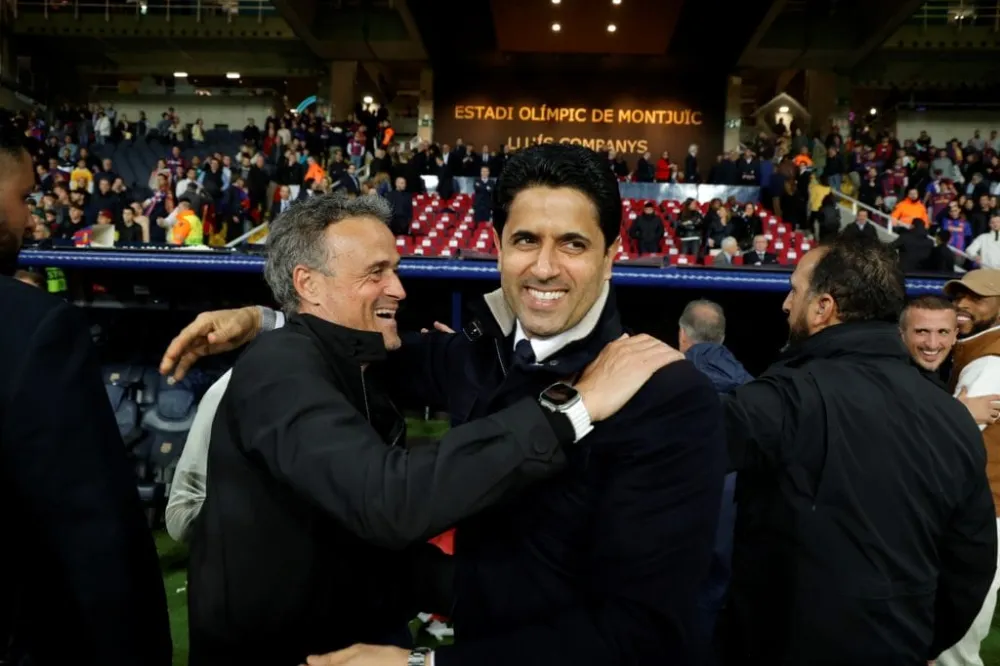 Nasser Al-Khelaïfi et Luis Enrique (PSG.FR)