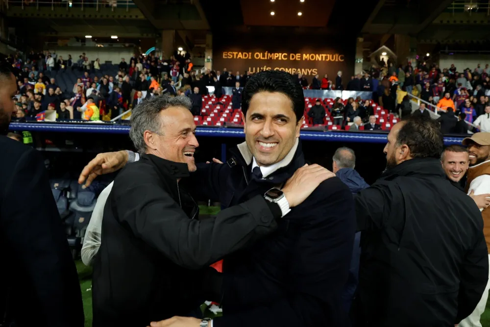 Nasser Al-Khelaïfi et Luis Enrique (PSG.FR)