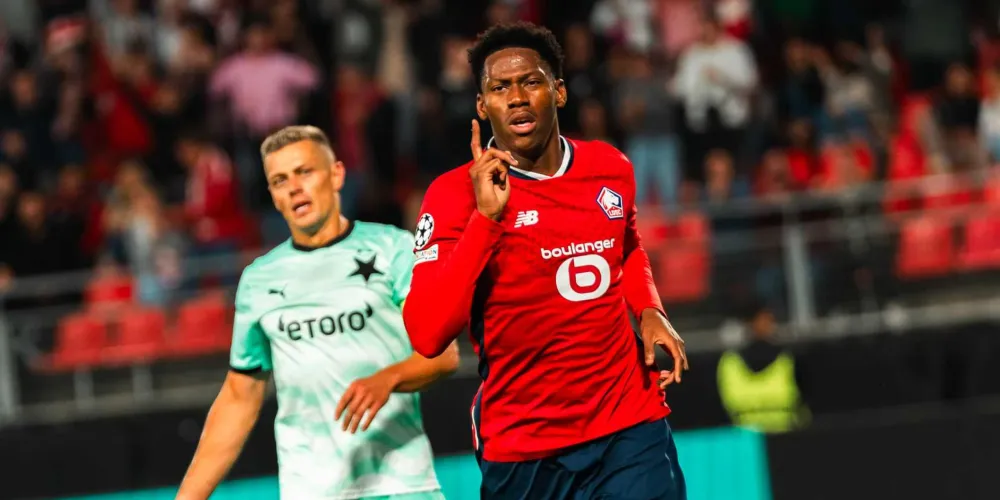 Jonathan David avec le LOSC (losc.fr)