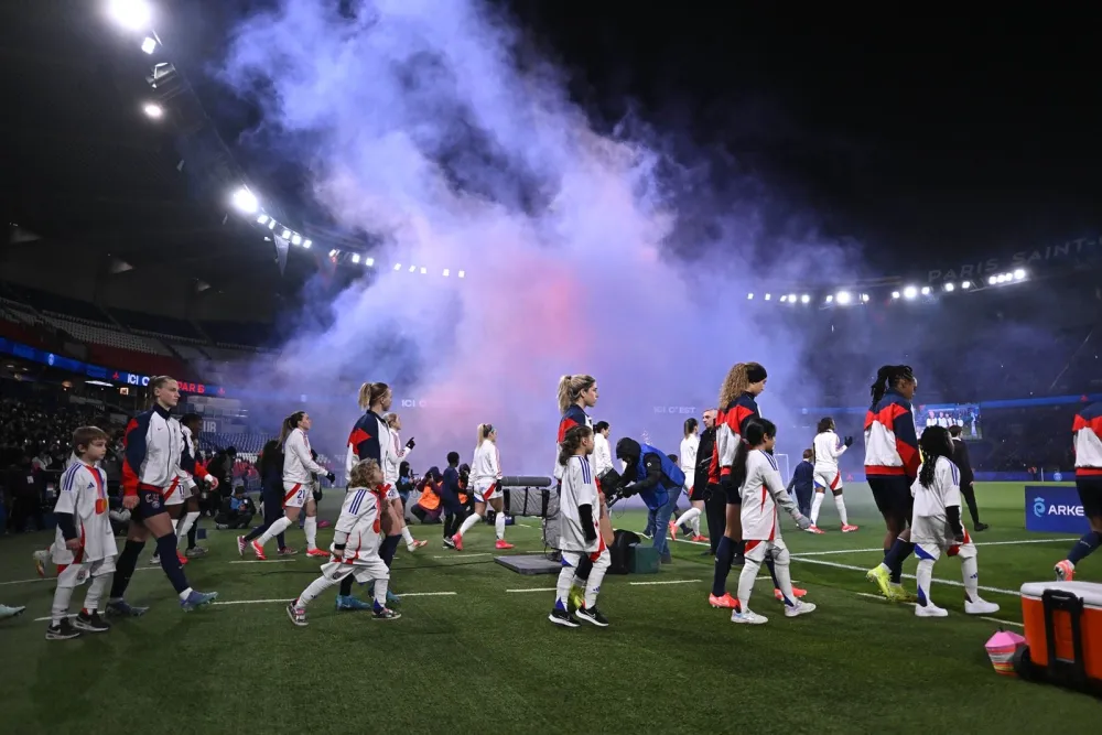Les filles du PSG (PSG.FR)