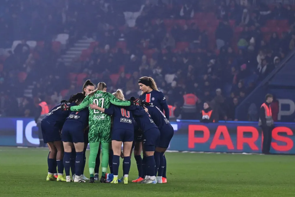 Les filles du PSG (PSG.FR)