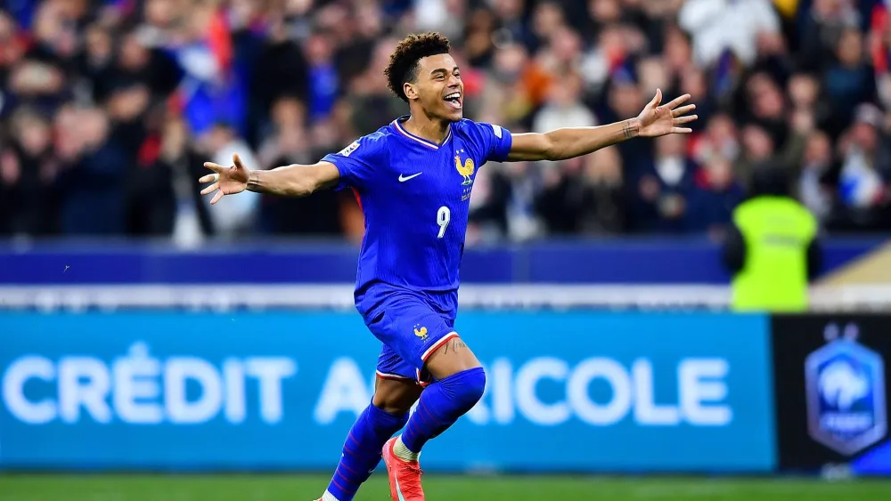 Désiré Doué avec les Bleus (PSG.FR)