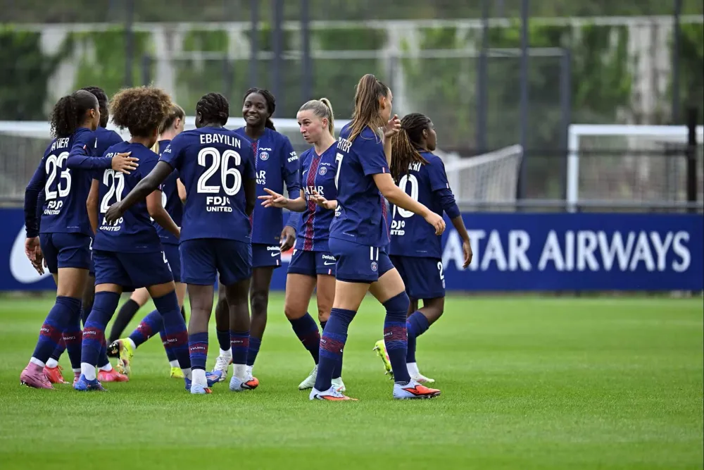 Les féminines du PSG (PSG.FR)