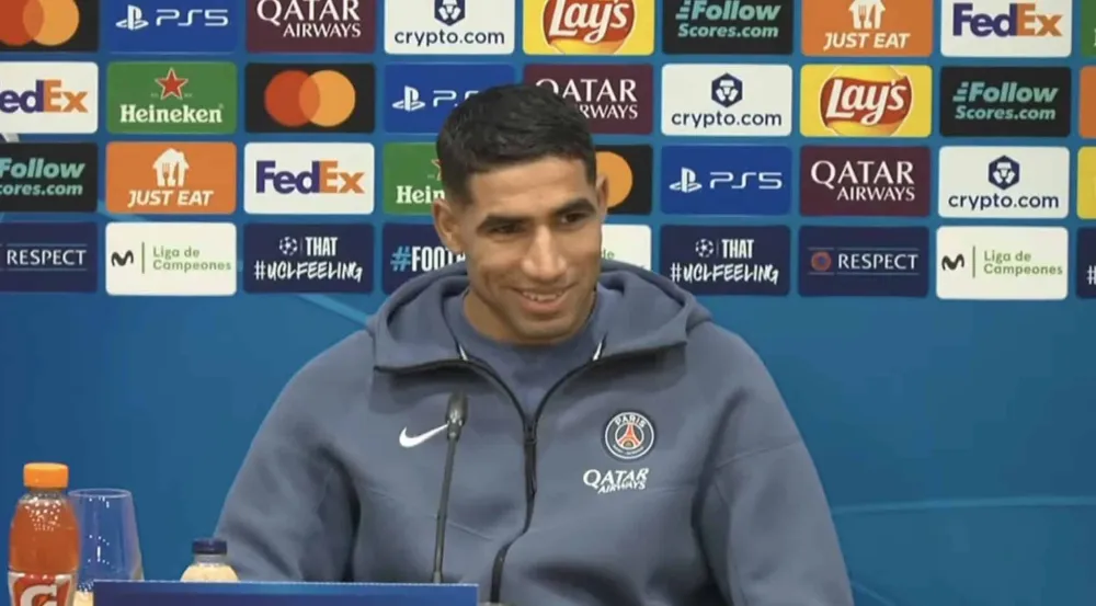 Hakimi en conférence de presse (PSG TV)