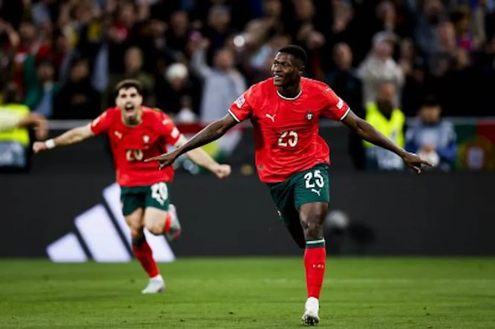 Nuno Mendes avec le Portugal (FPF.pt)