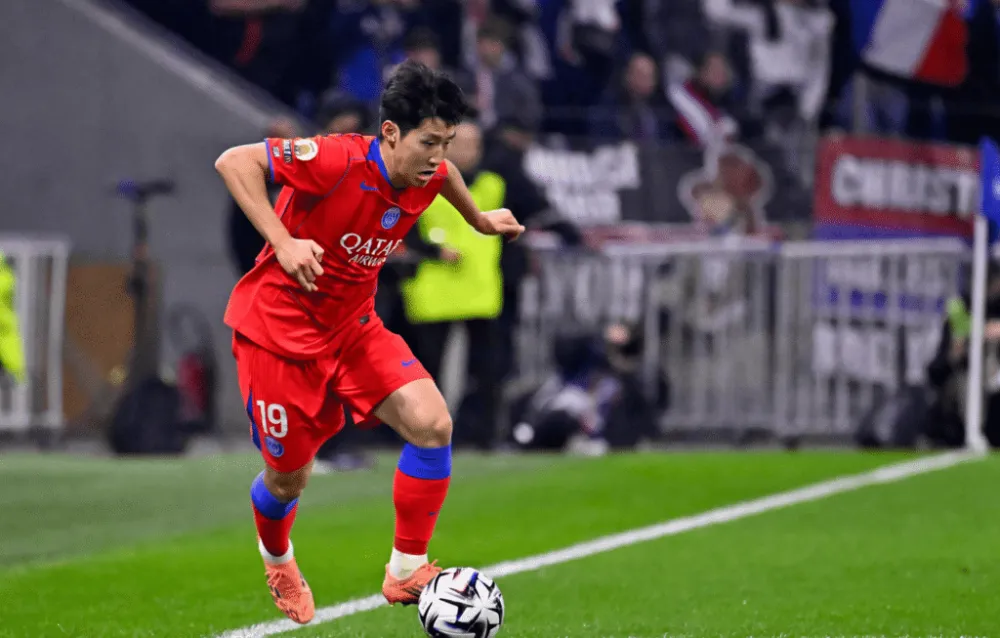 Kang-in Lee face à l'OL (PSG.fr) (2)