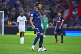 Cher Ndour avec le PSG (PSG.FR)