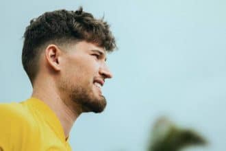 Gregor Kobel avec le Borussia Dortmund (bvb.de)