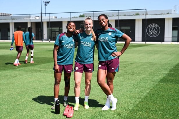 Les féminines du PSG (PSG.FR)