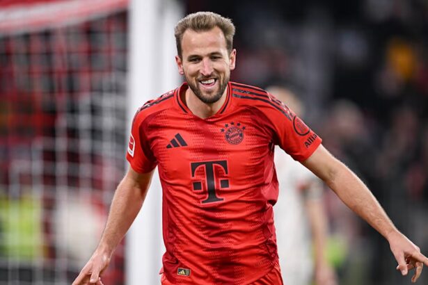 Harry Kane sous le maillot du Bayern Munich (fcbayern.com)