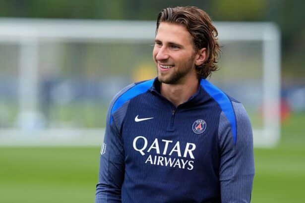 Illia Zabarnyi, le défenseur du PSG (PSG.FR)