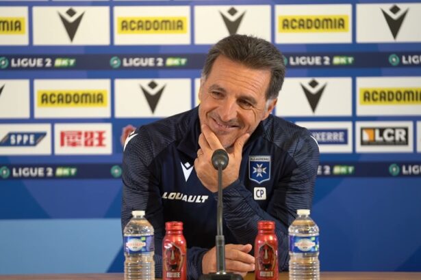 Christophe Pelissier, entraîneur de l'AJ Auxerre (AJA.fr)