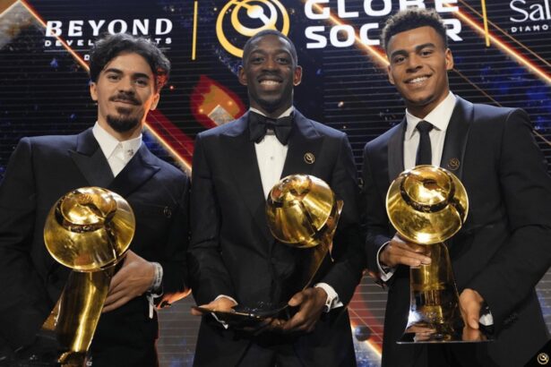 Les joueurs du PSG Doué, Dembélé et Vitinha aux Globe Soccer Awards