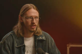 Matveï Safonov, le gardien de but du PSG (Capture Youtube Smol Talk)