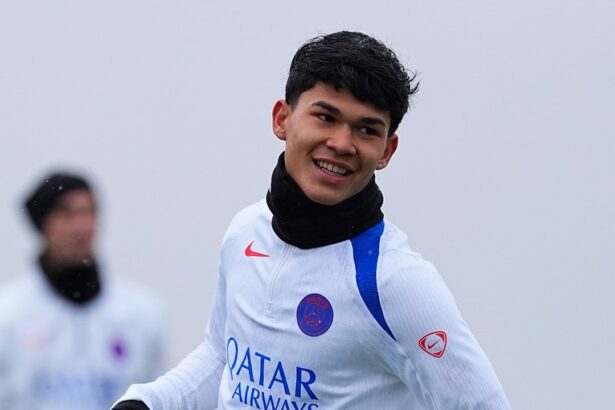 Dro Fernandez avec le PSG (PSG.FR)