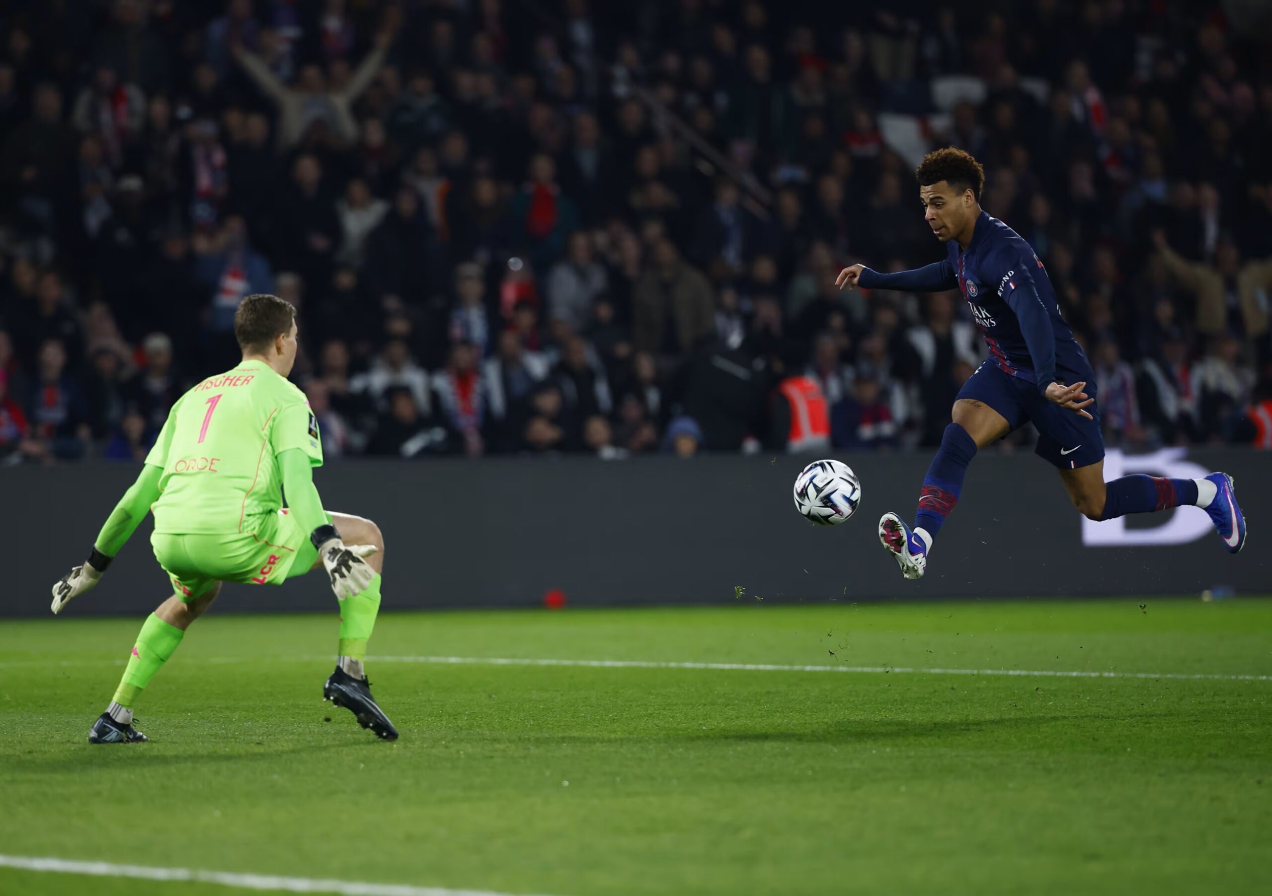 Désiré Doué avec le PSG (PSG.FR)